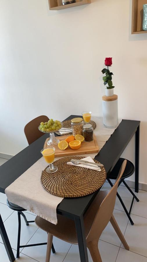 °Le Metropole° Check In H24/Wifi Apartment Lyon Luaran gambar