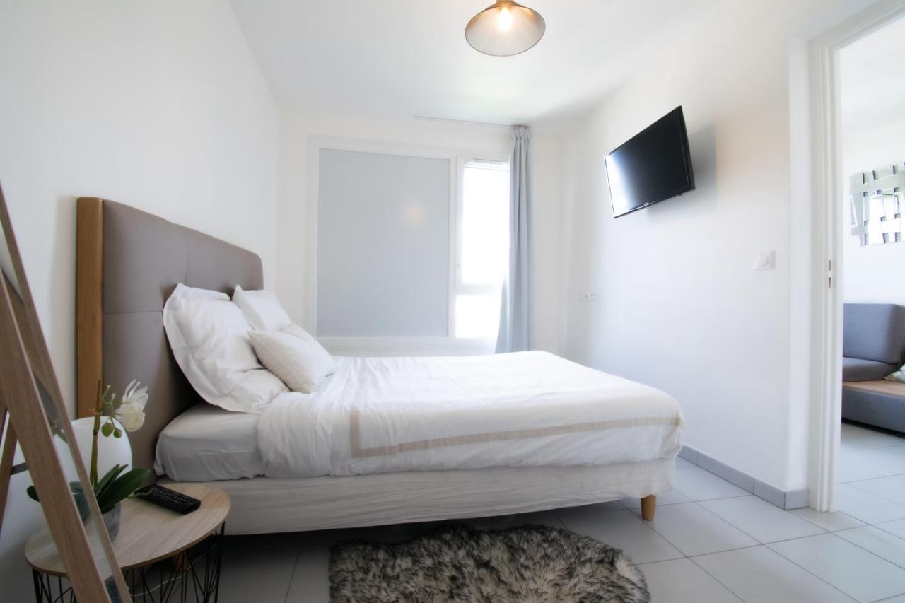 °Le Metropole° Check In H24/Wifi Apartment Lyon Luaran gambar